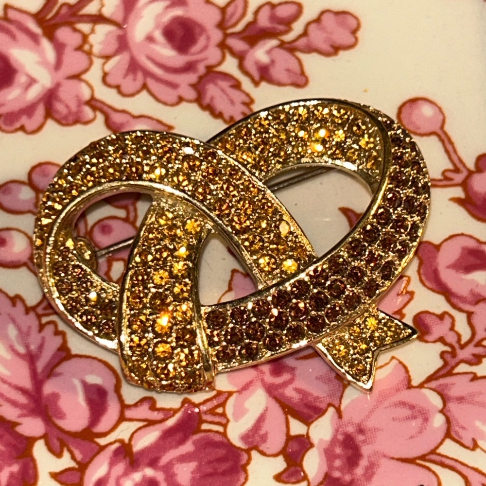Adorable Pretzel Brooch